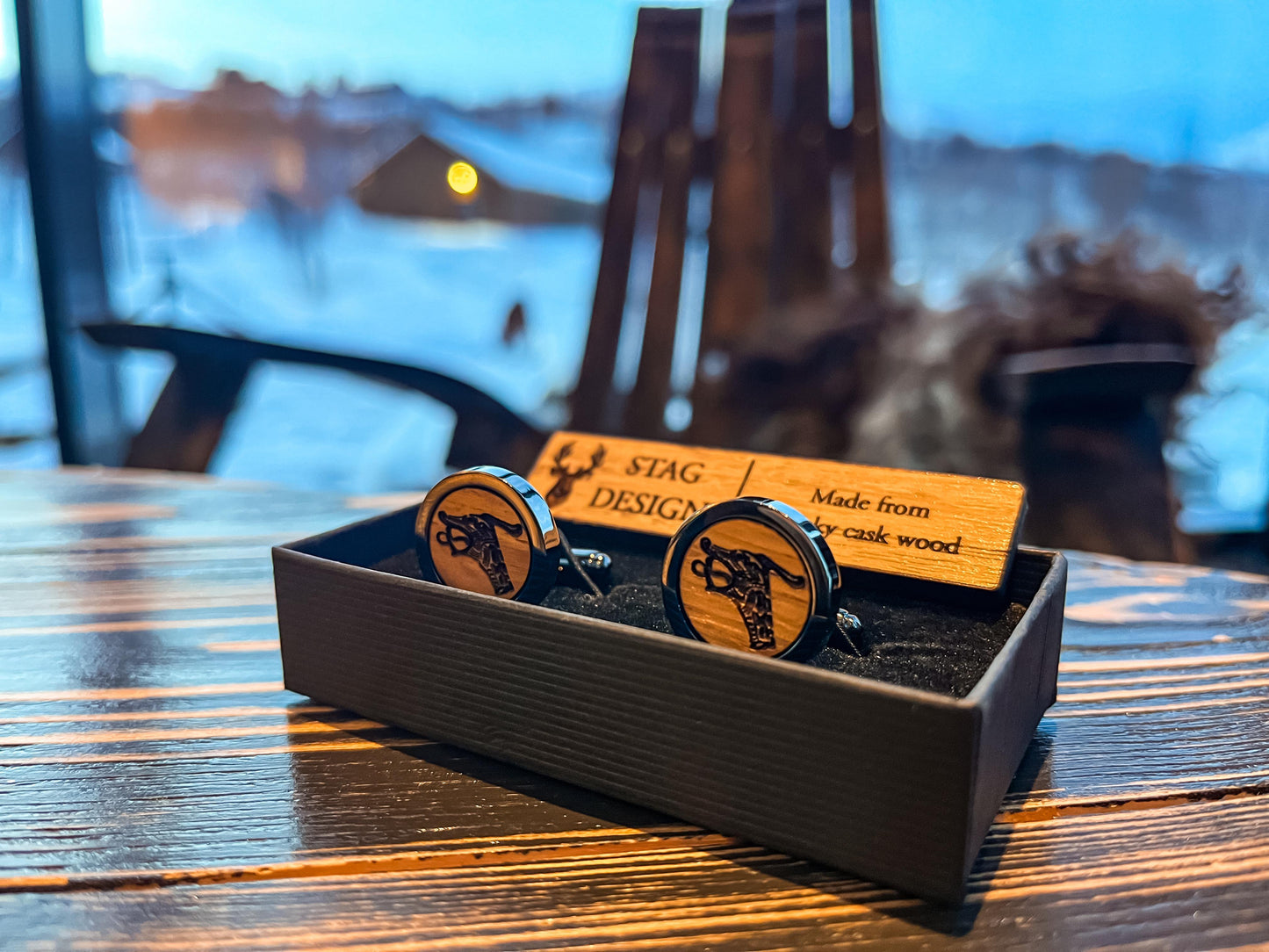 dragonhead cufflinks, front