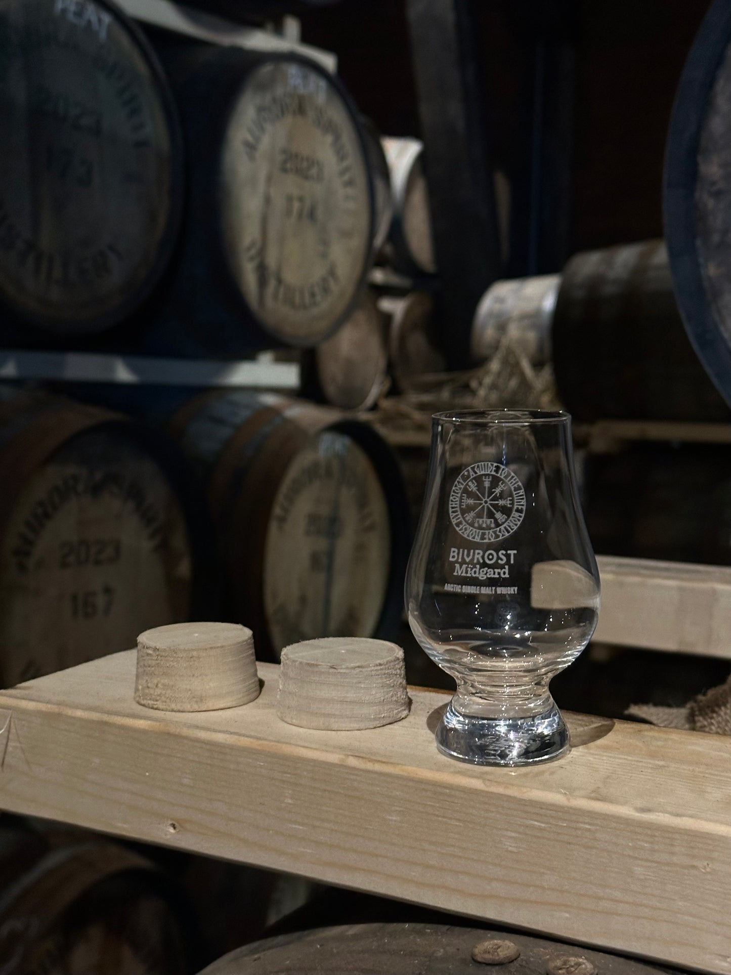 Midgard glass